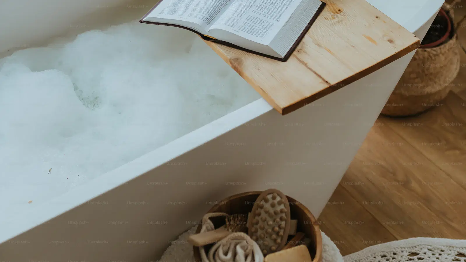 Nair For Men: Full Guide To Depilatory Cream For Male Body Hair